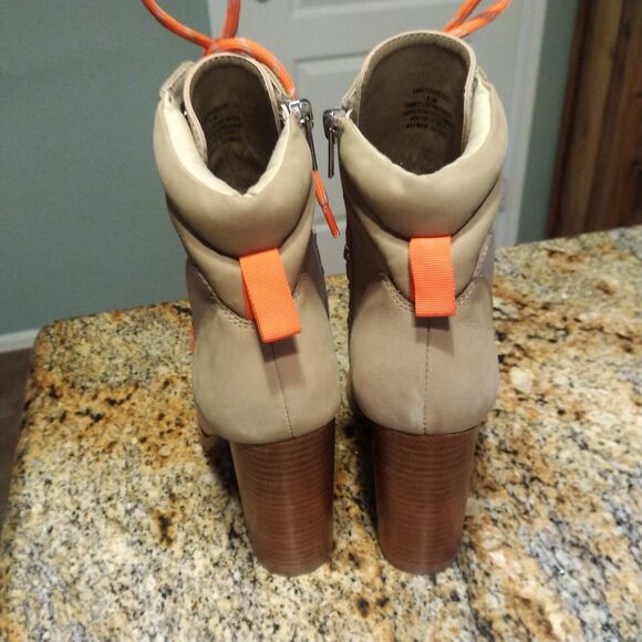 Steve Madden Womens Karey Leather Pointed Toe Ankle Boots US 8.5 EUC - Picture 8 of 12